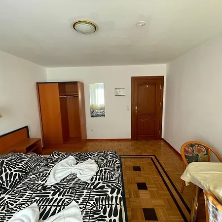 Doppelbett Mit Balkon 21
